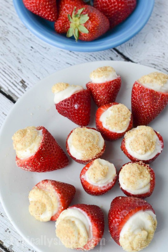 No-Bake-Strawberry-Cheesecake-Bites-6