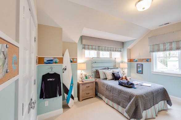 surfer bedroom