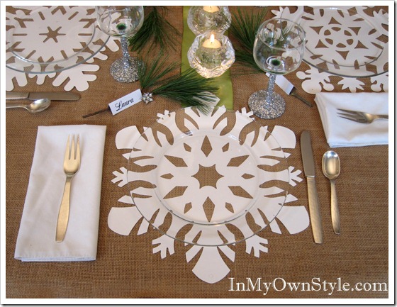 winter snowflake table setting idea
