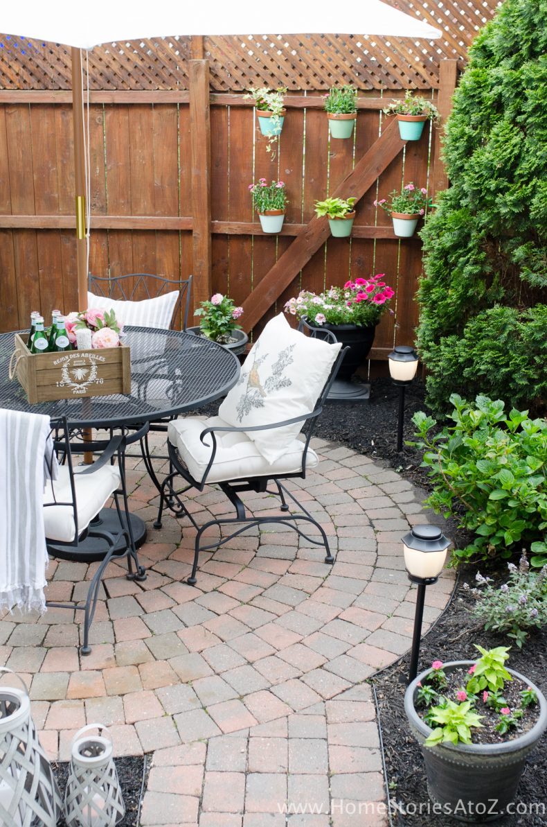 20 Amazing Backyard Living Outdoor Room Ideas