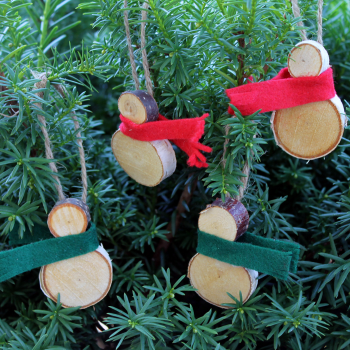 wood-slice-snowmen-ornaments-004