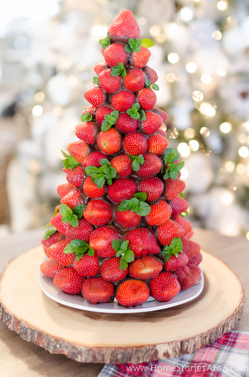 christmas-desserts-chocolate-covered-strawberry-christmas-tree-10