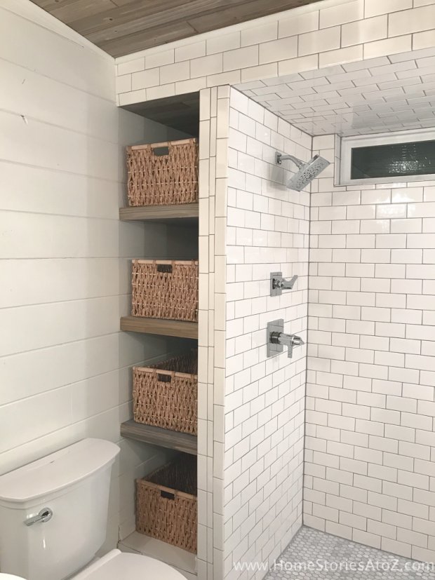 Building Projects - Bathroom Shelves