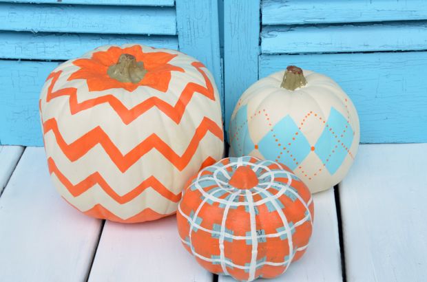 how to paint pumpkins