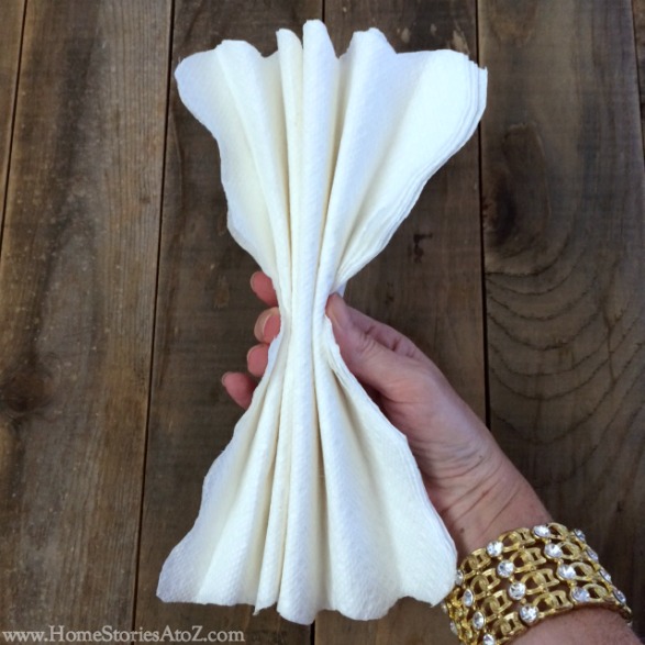 papírový ručník květina tutorial Krok 4