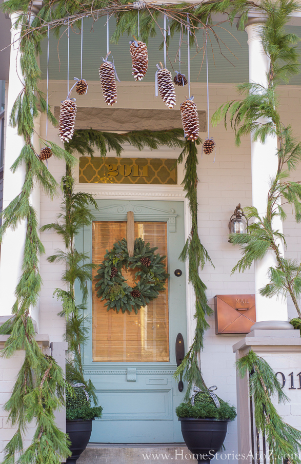 Christmas Porch Decorating Ideas - Home Stories A to Z