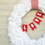 Valentine's loop wreath tutorial