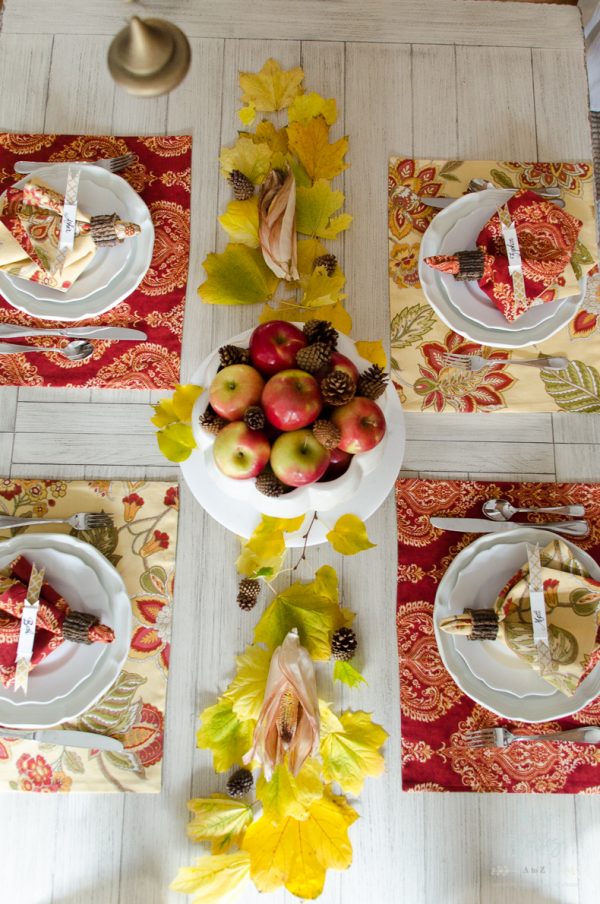 Easy Placemat Tutorial HOw to Sew Reversible Placemats