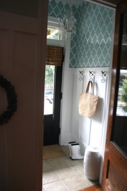 25+ Real-life Mudroom and Entryway Decorating Ideas by Bloggers