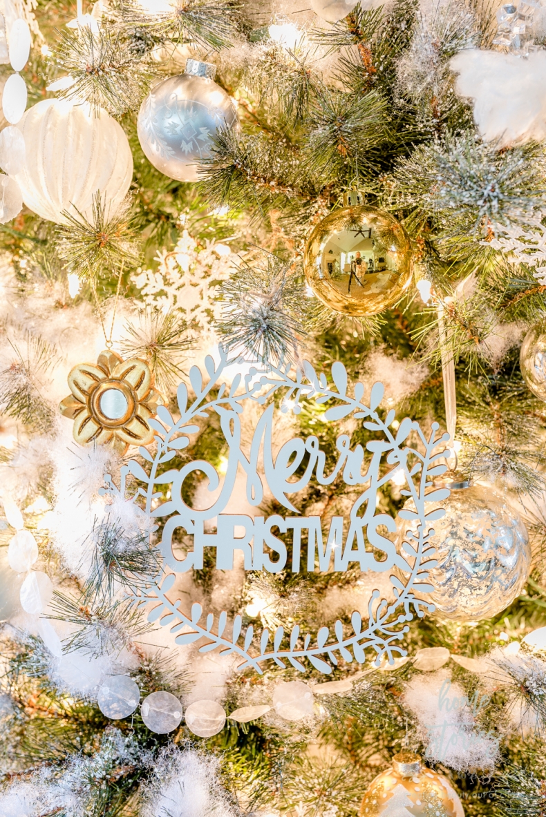 Neutral Christmas Tips for Decorating a Silver and Gold Christmas Tree Home Stories A to Z