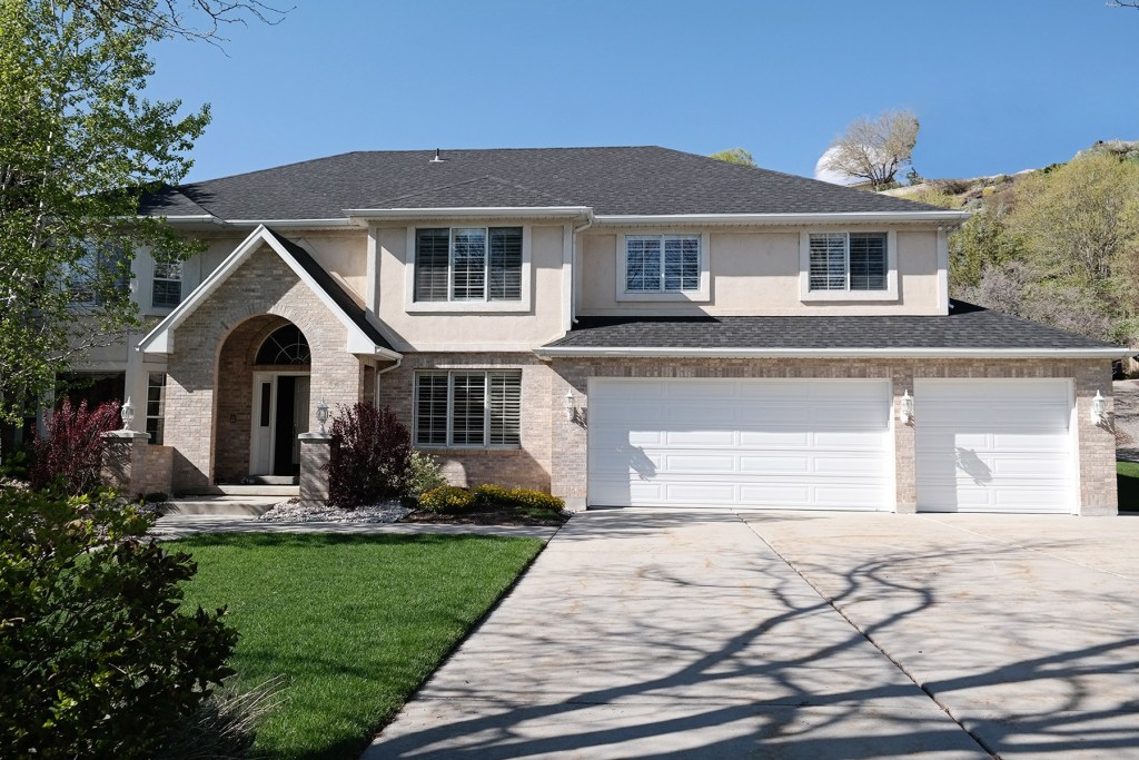 AFFORDABLE HOME EXTERIOR MAKEOVER BEFORE AND AFTER IDEAS AFFORDABLE HOME EXTERIOR MAKEOVER BEFORE AND AFTER IDEAS