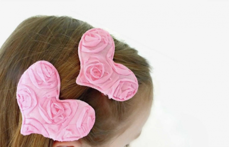 25 Valentine Heart Crafts - DIY Heart Hair Clips by Jessica James