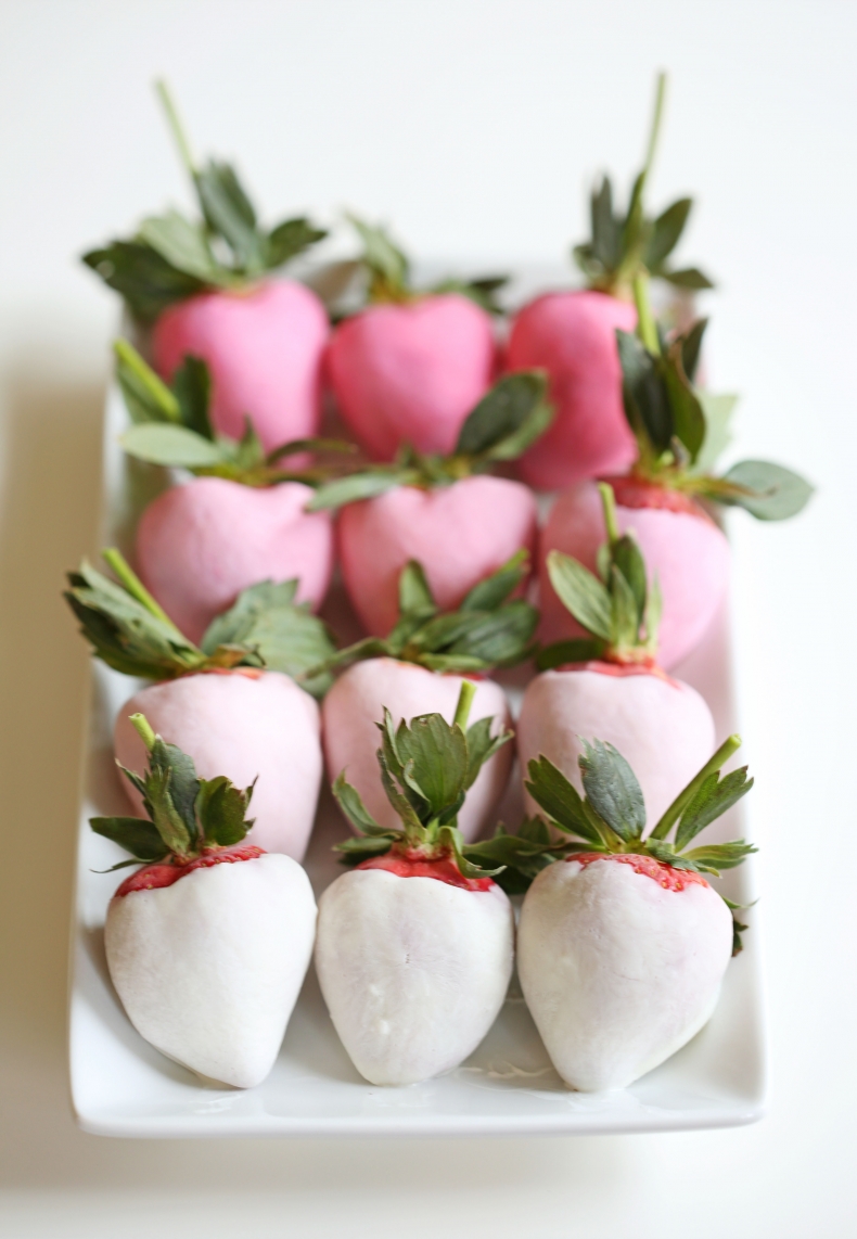 Valentine Treat Ideas - Yogurt Dipped Ombre Strawberries by Eat Yourself Skinny