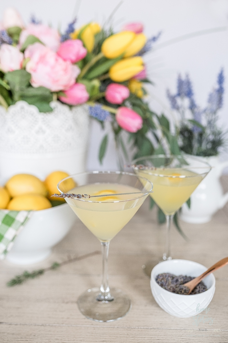 Quarantini Cocktails Lemon Lavender Martini Recipe with Lavender