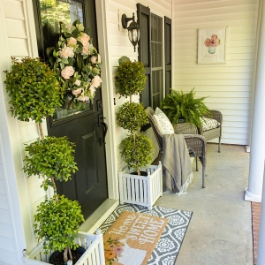 spring-porch-decor