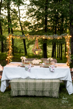 Elegant Outdoor Summer Table Setting : Items Needed to Set an Outdoor