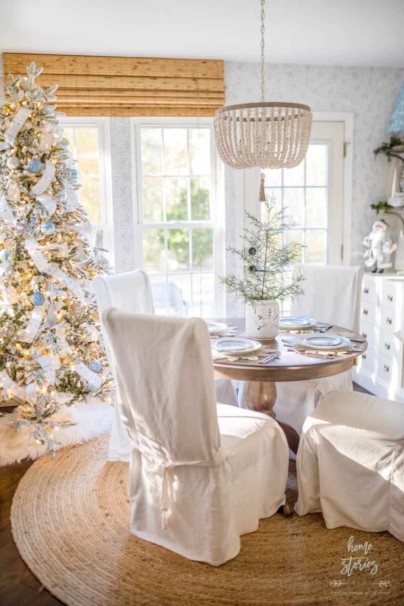 Christmas Breakfast Nooks - Elegant Christmas Breakfast Nook by Home Stories A to Z