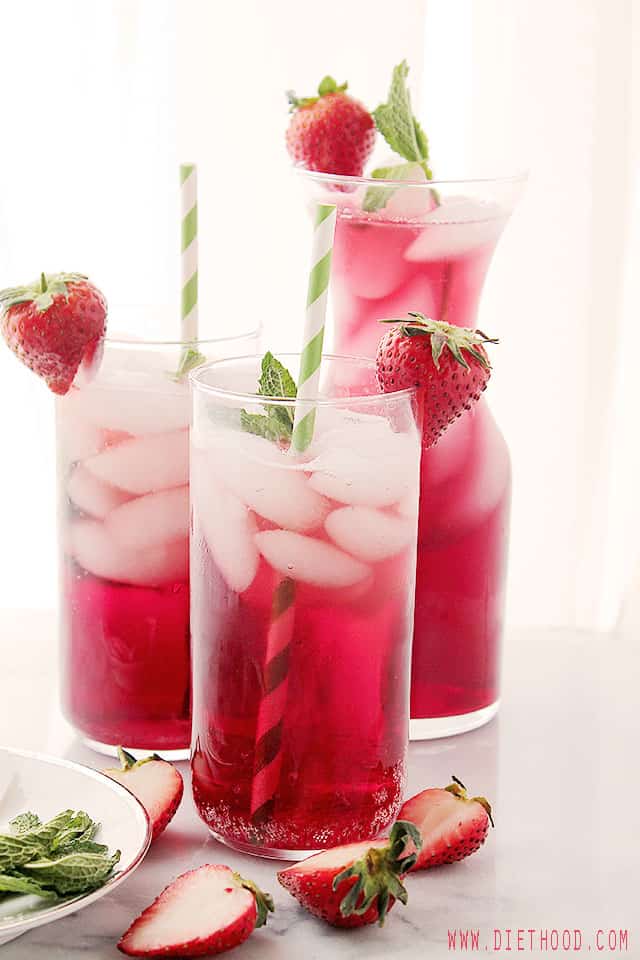 Valentine Drink Recipe - Hibiscus Iced Tea Sparkler by Diethood