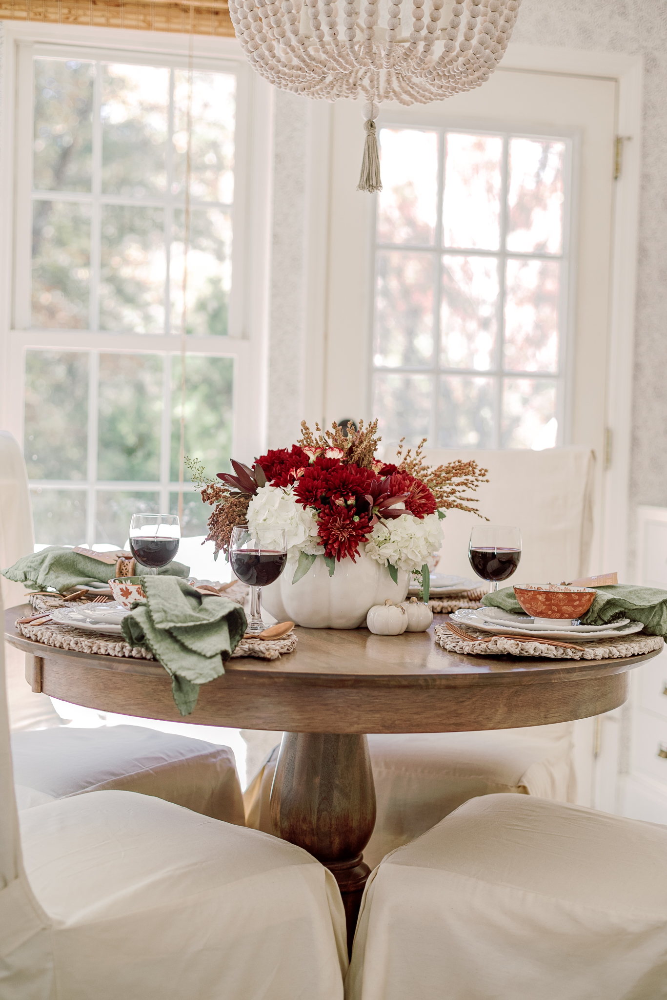 small round table Thanksgiving fall table setting